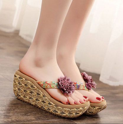 Neeltje - Gebreide Wedge Teenslippers met Bloemen