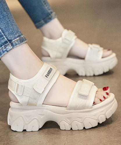 Adelineke - Peep Toe Gesp Plateau Sandalen