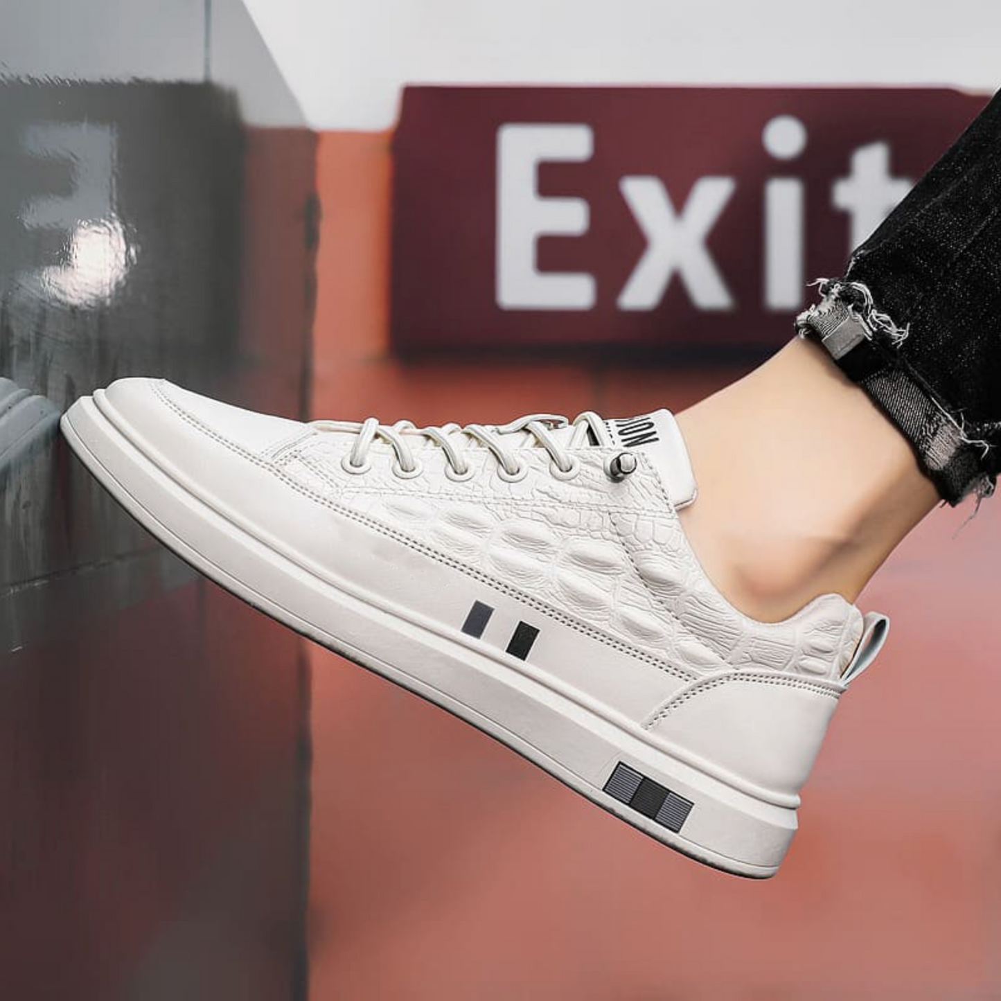 Wout – Luxe Lederen Sneakers met Gedetailleerd Patroon